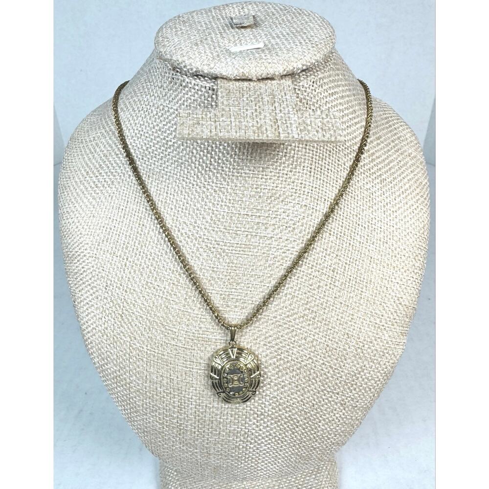 Celine Vintage Gold Tone Medallion Pendant Necklace Rope Chain - Picture 2 of 5